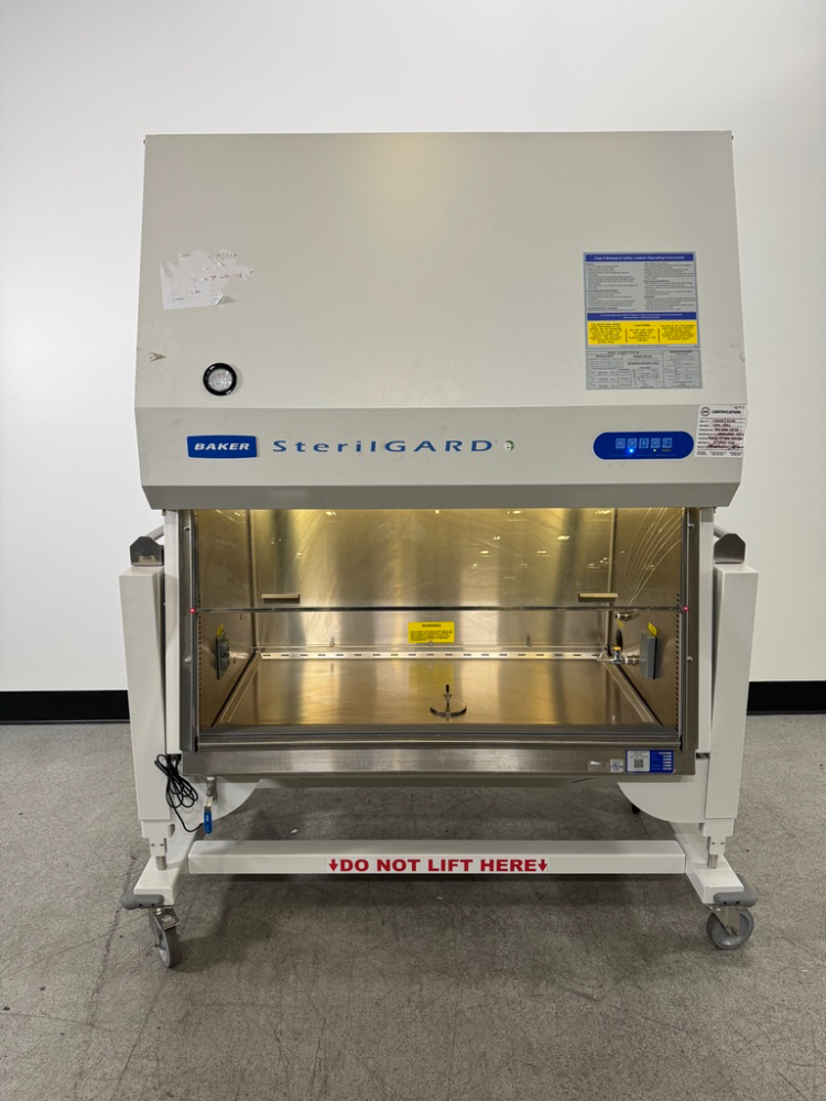 Image of Baker Sterilgard e3 4' Biosafety Cabinet